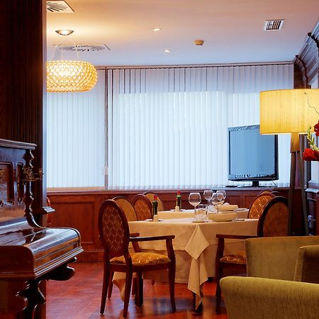 לאס רוסאס דה מדריד Hotelsefutbol מראה חיצוני תמונה